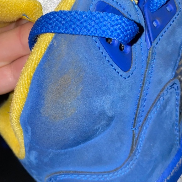 Jordan Kids Sneakers - Blue and Yellow - Picture 7 of 9